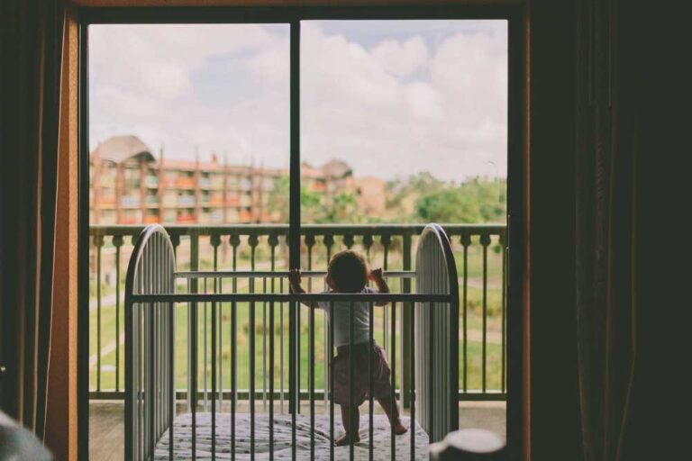 How-Sustainable-is-Rubberwood-Making-Eco-Friendly-Choices-in-Baby-Products-Kiki-Sebby