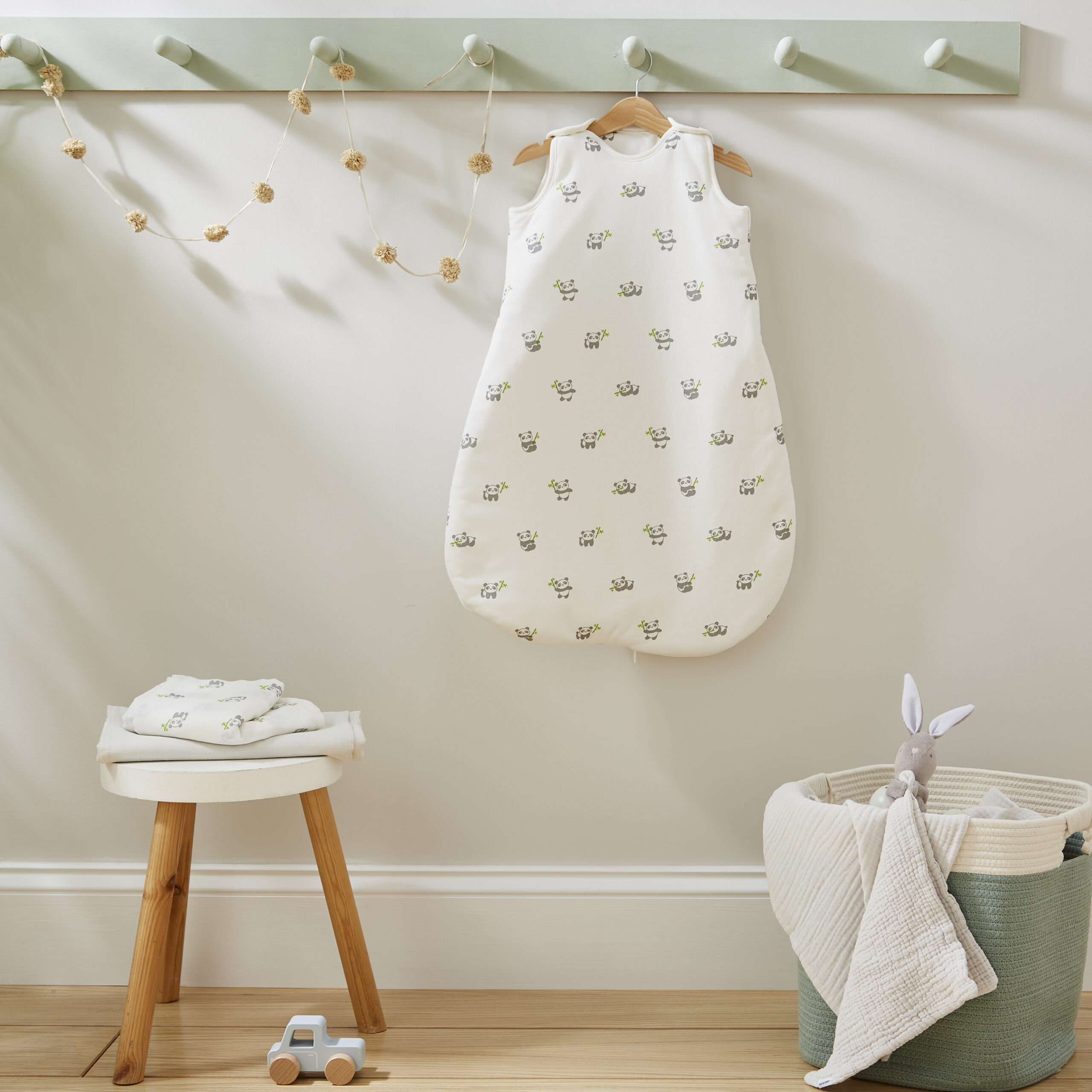 2.5 TOG Sleeping Bag in Panda (0 – 6 months) - Image 2